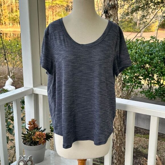 Lululemon Blue Muscle Sleeve Tee - Picture 1 of 2
